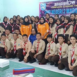 SMP Negeri 2 Madiun Gandeng Openmadiun dan Forum KIM Kota Madiun adakan Workshop Penggerak Literasi TIK
